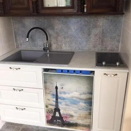 Superb With Free Parking On Site 아파트 뮐루즈